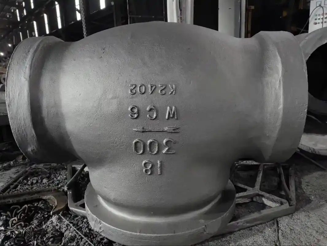 Какви видове отливки са подходящи за производството на пясък с фенолна смола и пясък на фурана смола?